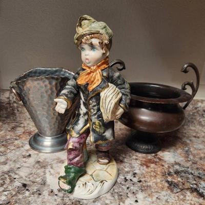 A Boy And His Pots 