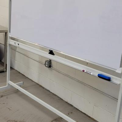 Doublesided Dry Erase Board and Stand