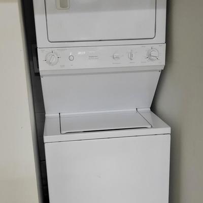 GE Spacesaver Washer & Dryer, Model # WSM2700WEWWW