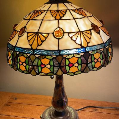 Tiffany Style Stained Glass Lamp