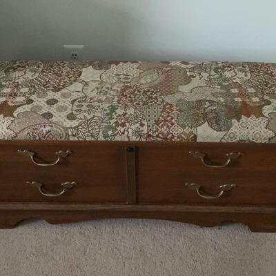 Lane Cedar Chest