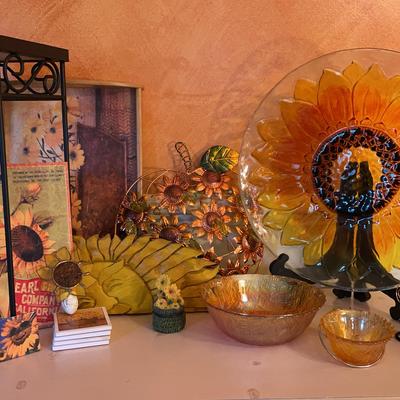 Sunflower & More Decor