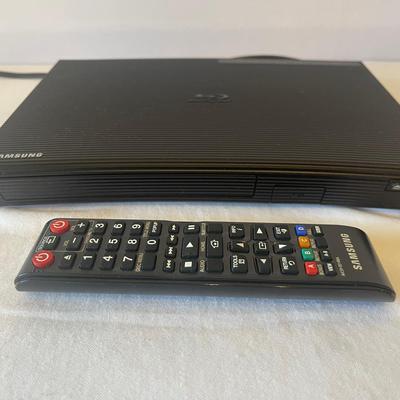 Samsung Blu-ray Disc Player With Remote Model BD-JM57C
