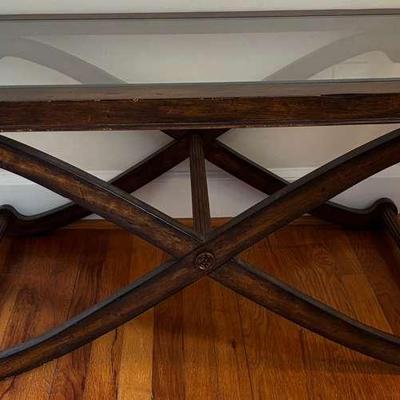 Regency Cocktail Table With Glass Insert 