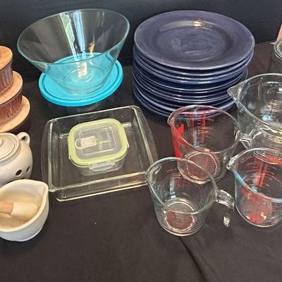 Food Storage Plus Extra Large Dinner Plates And More