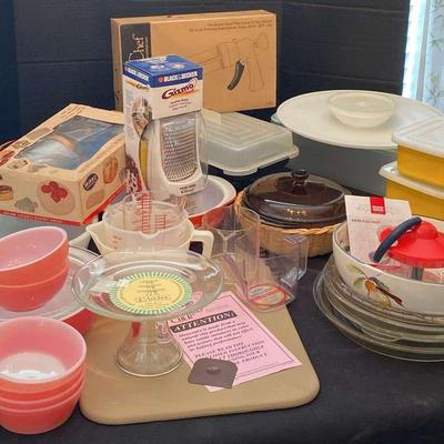 Kitchen Baking/Serving Supplies