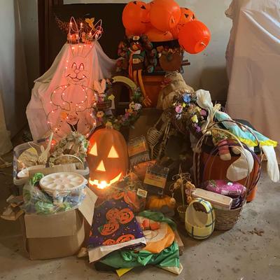 Seasonal Decor