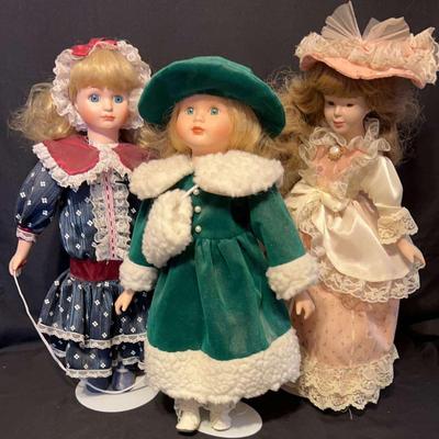 Three 17“ Porcelain Dolls Featuring Pauline Special Edition 