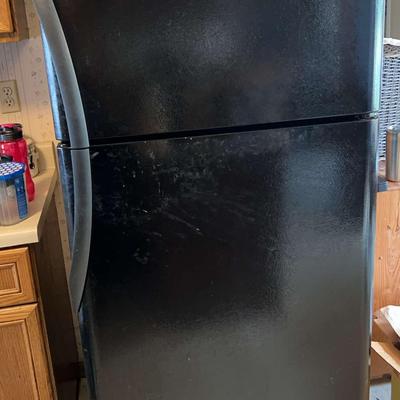 Frigidaire Refrigerator 