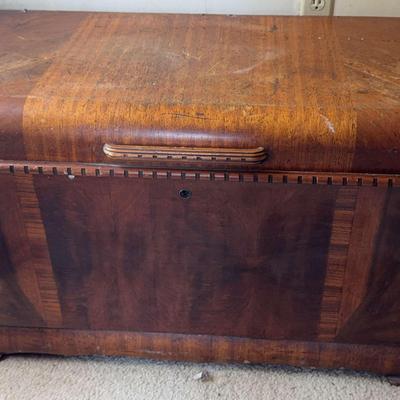Lane Cedar Chest