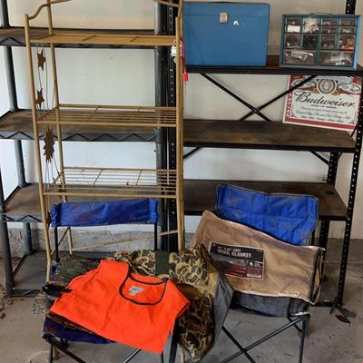 Shelves And Hunting Items