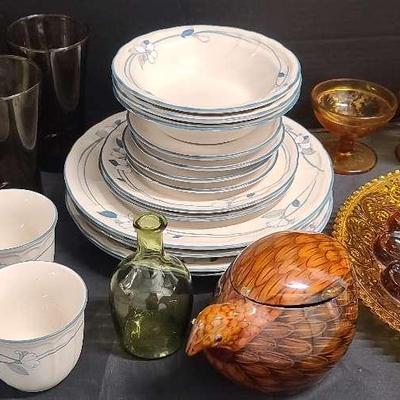 Dishware And Glassware Featuring Haviland