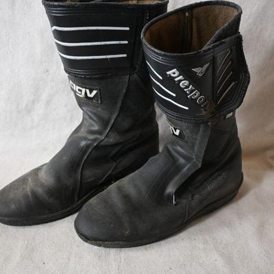 motorcycle boots