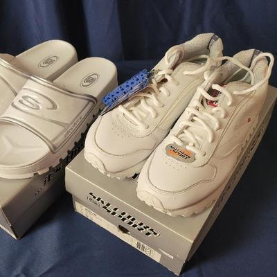 Skechers Sport Sneakers White & Skechers Sport Splash II Slides In White Women's Size 10