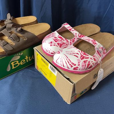 Birkenstocks- Betula sandal In Mocha & Birki's Clogs Pink Size 42/Ladies 11 