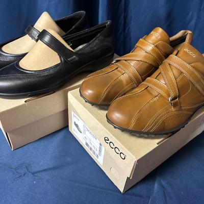 Ecco Cloud Mary Jane In Black & Charm In Brown  -Women's Size 10- 10.5