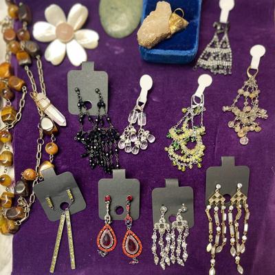 Sale Photo Thumbnail #329