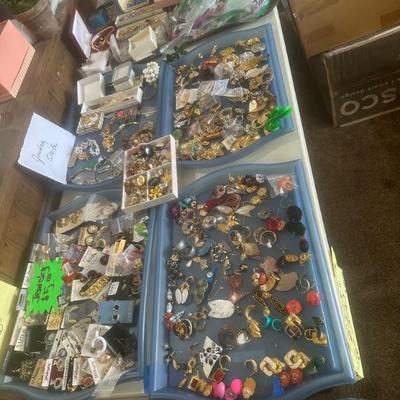 Sale Photo Thumbnail #30