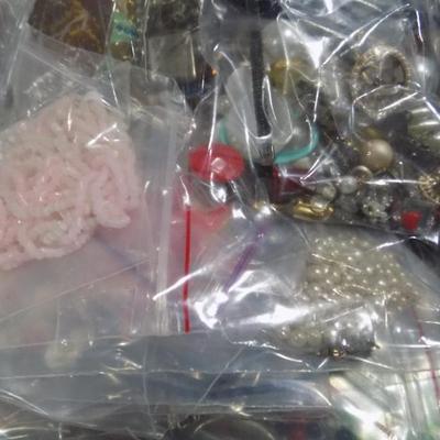 Broken jewelry for crafts