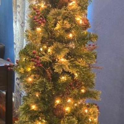 Pre Lit Artificial Decorative Tree In Planter
