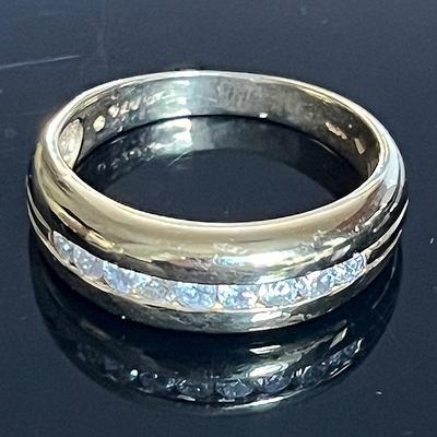 14K Yellow Gold 9 Diamond Ring