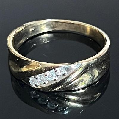 14K Yellow Gold 4 Diamond Ring