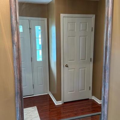 Metal Frame Decorative Wall Mirror (Matches Console Table)