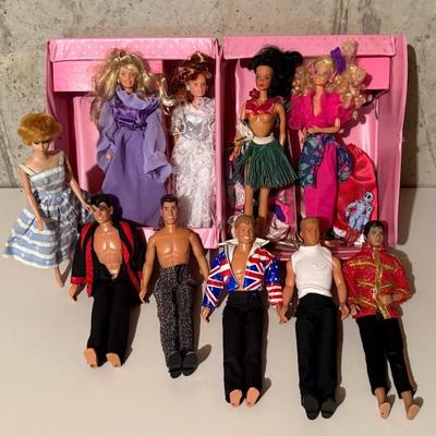 Vintage Barbie Dolls & Accessories With NKOTB, Michael Jackson, Midge Bubble Cut