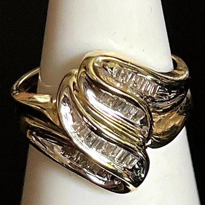 14K Yellow Gold 30 Diamond Ring