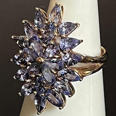 10K Yellow Gold 23 Tanzanite Ring