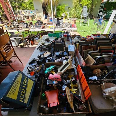 Estate sale photo