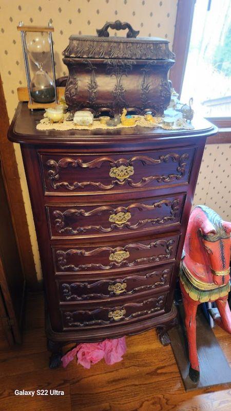 Sale Photo Thumbnail #82
