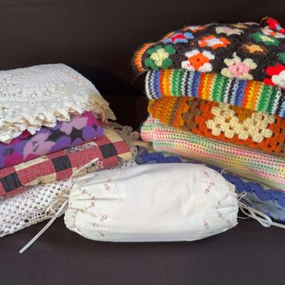 Mixed Lot Of Vintage Crochet Throws And More!