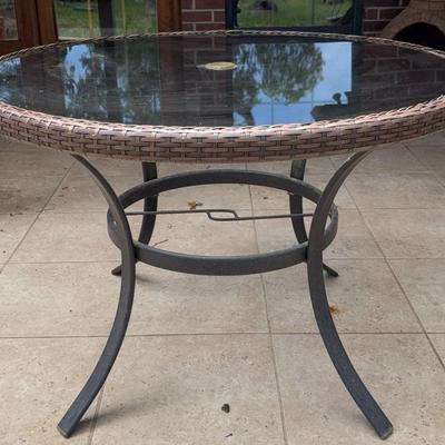 3.5 ft Round, Outdoor Patio Table - Glass Top & Metal base 