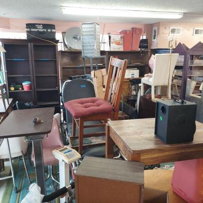 Estate sale photo
