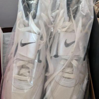 Sale Photo Thumbnail #59: Never Worn Nike Spikes Size 15 