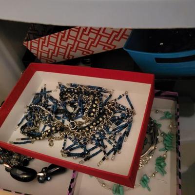 Sale Photo Thumbnail #234