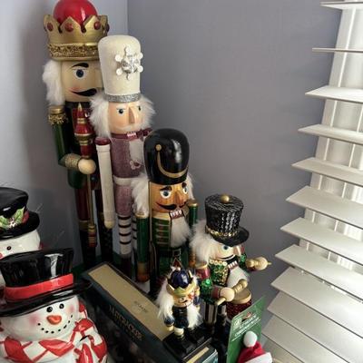 Sale Photo Thumbnail #121