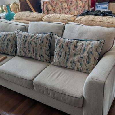 Sale Photo Thumbnail #997