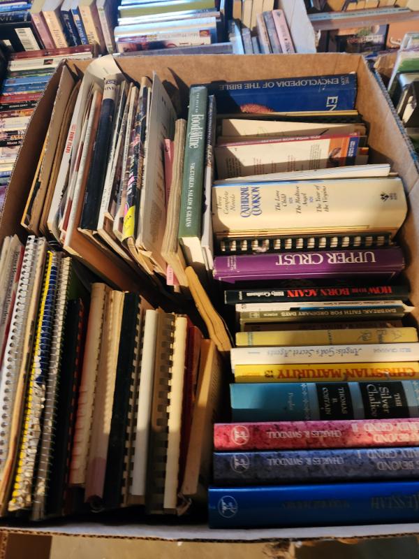 Sale Photo Thumbnail #574