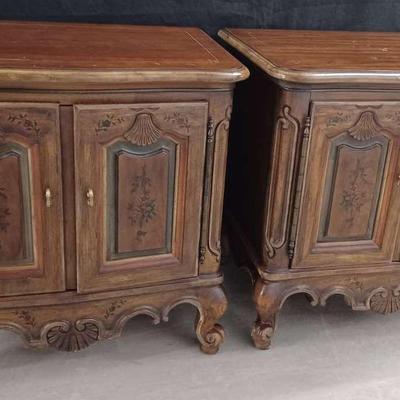 Drexel Heritage Furnishings: Set Of 2 Wooden Nightstand 