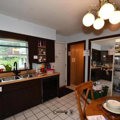 092 kitchen