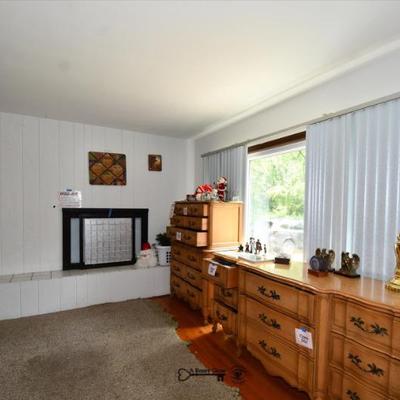 Sale Photo Thumbnail #53: 040 living room