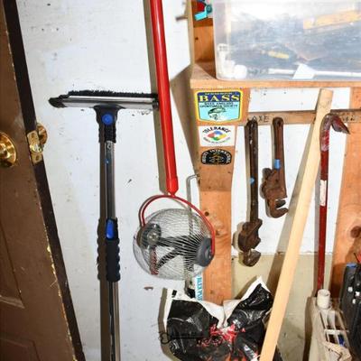 Sale Photo Thumbnail #772: 759 garage