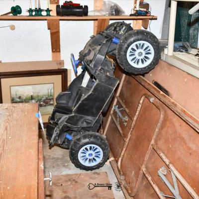 Sale Photo Thumbnail #734: 721 garage