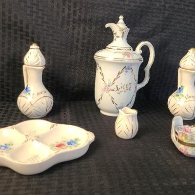 Decorative Glassware Collection 