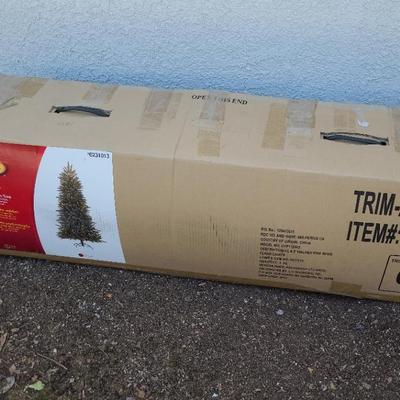Holiday Living Artificial Christmas Tree