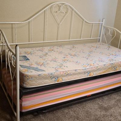 Twin Daybed With Trundle