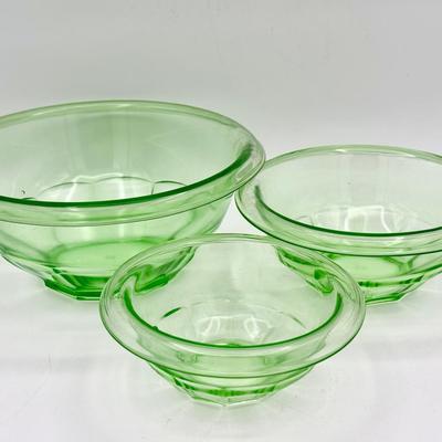 (3) Hazel Atlas Rest Well Green Mixing Bowls 