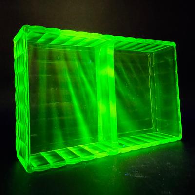 Uranium Glass Divided Card Holder – Ribbed Sides
